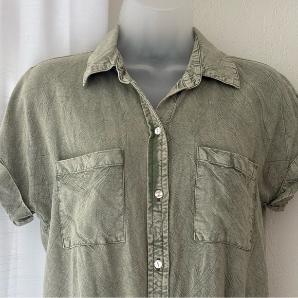 NWOT Sim & Sam 100% Rayon faded green button down shirt Size M tie front - Picture 3 of 9